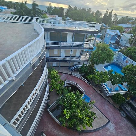 China Town Hotel Caye Caulker Εξωτερικό φωτογραφία