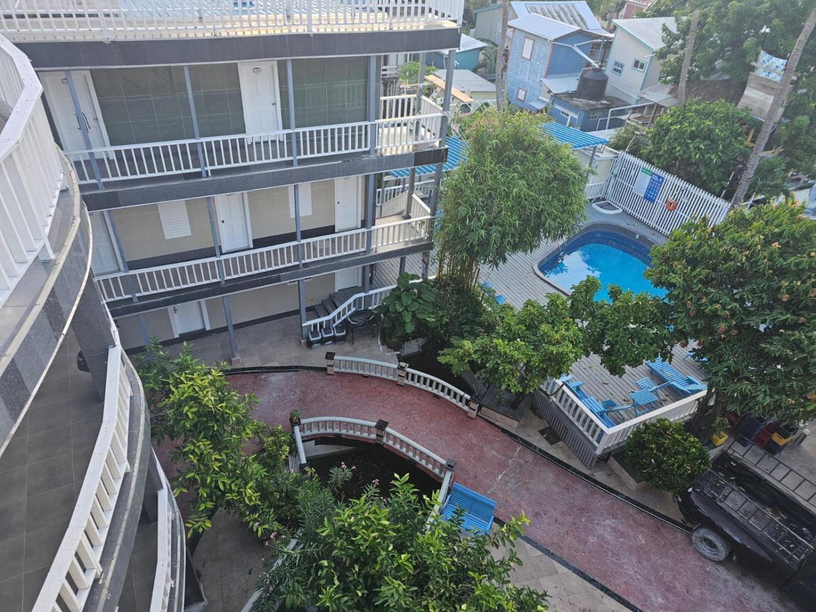 China Town Hotel Caye Caulker Εξωτερικό φωτογραφία